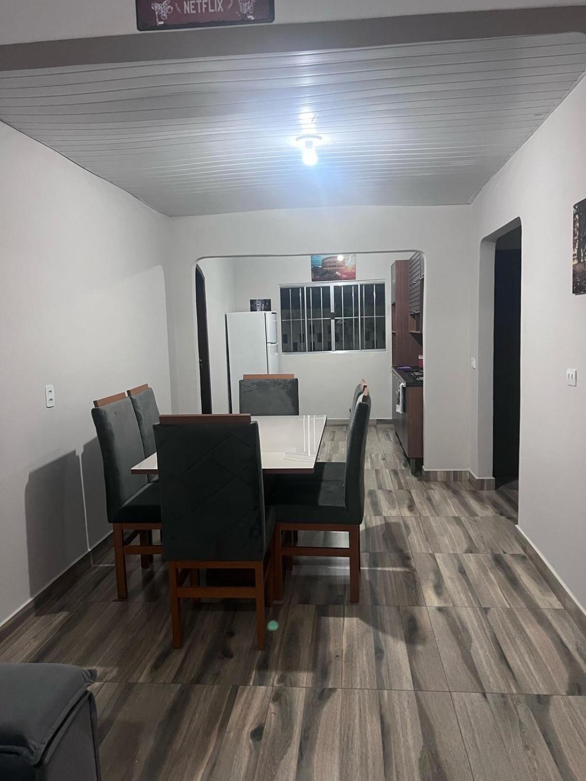 Casa Av Parana *